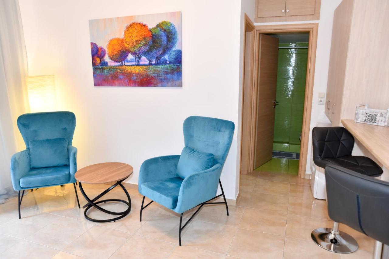 C&M Apartments カラマタ エクステリア 写真